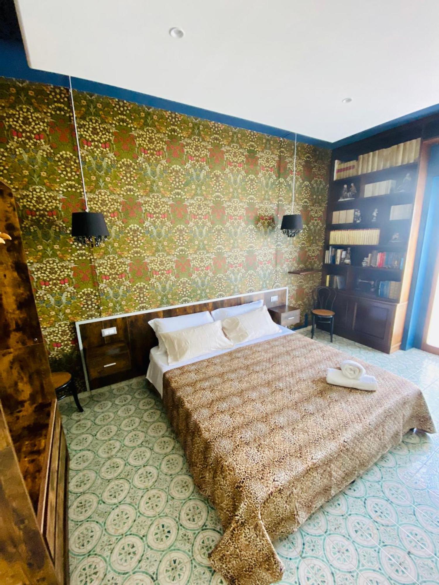 Affittacamere Yourhome - Maison Nicole & Marie Sorrento